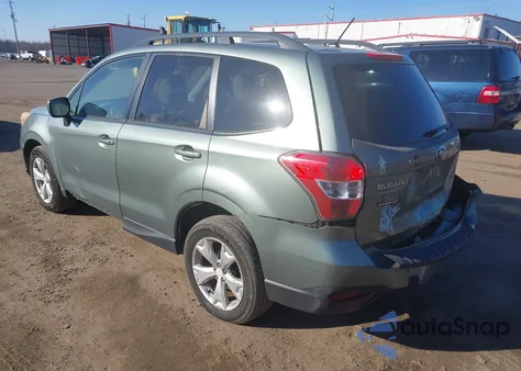 2014 Subaru Forester 2.5I Premium z USA, uszkodzony, nr VIN JF2SJAECXEH439022